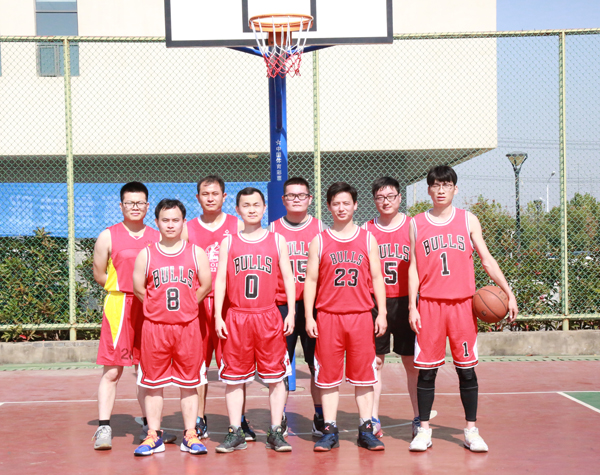 永利3044noc健儿尽展风采&mdash;&mdash;新站高新区第八届职工篮球赛开赛