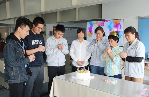 永利3044noc4月员工生日会&mdash;&mdash;你是最美四月天